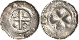 Naumburg, Bistum
Anonym Hochrandpfennig um 1065/1100. Kreuz, in den Winkeln Kugeln und Ringeln, außen Keiltrugschrift / Keilkreuz mit einem Keil in d...