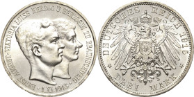 Braunschweig-Lüneburg
Ernst August 1913-1918 3 Mark 1915 A Ohne Lüneburg - Regierungsantritt und Hochzeit Jaeger 55 Selten. Min. Randfehler, fast Ste...