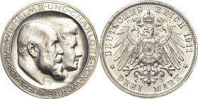 Württemberg
Wilhelm II. 1891-1918 3 Mark 1911 F Silberhochzeit - Hoher Querstrich im H Jaeger 177 b Selten. Fast prägefrisch/vorzüglich-prägefrisch...