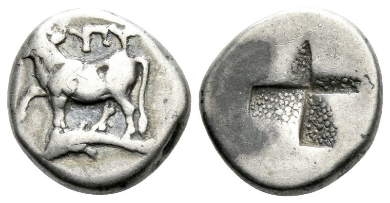 Thrace, Byzantium Hemidrachm circa 340-320, AR 12.00 mm., 2.45 g.
Bull standing...