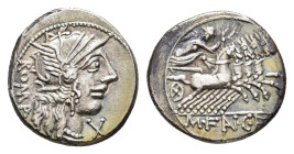 MÜNZEN RÖMISCHE REPUBLIK, M. Fannius C. f., Denar (3,86g), 123, v. Chr., Rom. Av: Romakopf mit Flügelhelm nach rechts, davor Wertzeichen. Rev: Victori...