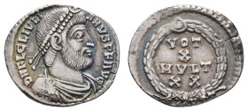 MÜNZEN RÖMISCHE KAISERZEIT, Julianus II. Apostata, 360-363, Siliqua (1,71g), Arelate. Av.: Drapierte und kürassierte Büste mit Diadem nach rechts. Rev...