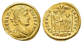 MÜNZEN RÖMISCHE KAISERZEIT, Gratianus, 367-375, Solidus (4,48g), Treveri. Av: Büste nach rechts, darum DN GRATIA - NVS P F AVG. Rev: Zwei sitzende Kai...