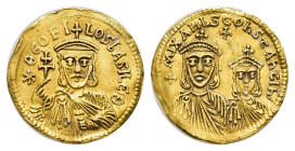 Theophilus, 829-842, Solidus (4,35g), Konstantinopel. Av: Büste des Kaisers von vorn, darum Umschrift. Rev: Die Büsten Michael II. und Constantinus ne...