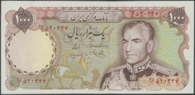 Iran Bank Markazi Iran, Set 4 Stk.: 20, 200, 1000 Rials o.D. (1974-79), Pick 100c, 103b,105c und 500 Rials o.D. (1981) P-128. leichte Stauchungen, son...