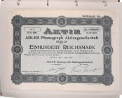 Deutschland, Sammlung "Historische Wertpapiere" in zwei großformatigen, dicken Spezial-Alben. Enthalten sind 61 dekorative Anteilscheine, Aktien, Schu...