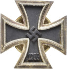 Eisernes Kreuz 1939 1. Klasse, magnetisch, flach, an Schraubscheibe, OEK 3822/6, Zustand 2.