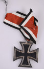 Eisernes Kreuz 1939 2. Klasse, OEK 3824/4, am Bandabschnitt, Zustand 2.