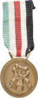 Deutsch-Italienische Erinnerungsmedaille an den Afrika Feldzug in Bronze, mit Markierung: Lorioli Milano und De Marchis, am Band, Zustand 2.