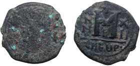 Byzantine states Byzantine Empire 5th - 7th Centuries 40 Nummi Bronze 11.44g VF
