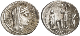RÖMISCHE MÜNZEN. RÖMISCHE REPUBLIK. L. Aemilius Lepidus Paullus.&nbsp;&nbsp; 
 Denar, 62 v. Chr. Kopf der Concordia / Trophäe neben dem gefangenen Kö...