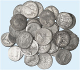 RÖMISCHE MÜNZEN. RÖMISCHE REPUBLIK. LOTS.&nbsp;&nbsp; 
 Lot von 30 Stück: Republikdenare, dabei Legionsdenare (5x) von Marcus Antonius.
s