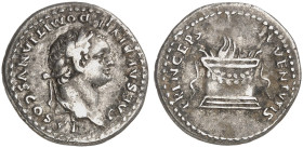RÖMISCHE MÜNZEN. RÖMISCHE KAISERZEIT. Domitianus Caesar unter Titus, 79 - 81.&nbsp;&nbsp; 
 Denar. Rev. Brennender Altar.
RIC 266 2,77 g ss