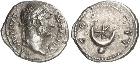 RÖMISCHE MÜNZEN. RÖMISCHE KAISERZEIT. Hadrianus, 117 - 138.&nbsp;&nbsp; 
 Denar. Rev. Stern in Mondsichel, darunter Globus.
RIC 201; C. 462 3,22 g s...