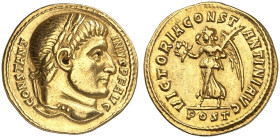 RÖMISCHE MÜNZEN. RÖMISCHE KAISERZEIT. Constantinus I. Magnus, 307 - 337.&nbsp;&nbsp; 
 Solidus, Ostia. Rev. Schreitende Victoria mit Kranz und Palme....