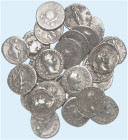 LOTS ANTIKER MÜNZEN.&nbsp;&nbsp; 
 Lot von 25 Stück: Denare römischer Kaiser 1.-2. Jhdt.
ss u. f. ss