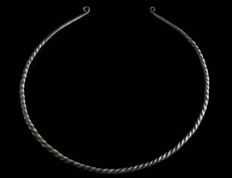 A Large European Late Bronze Age Twisted Torque
Circa 1000-800 BC.
Twisted hoop ...