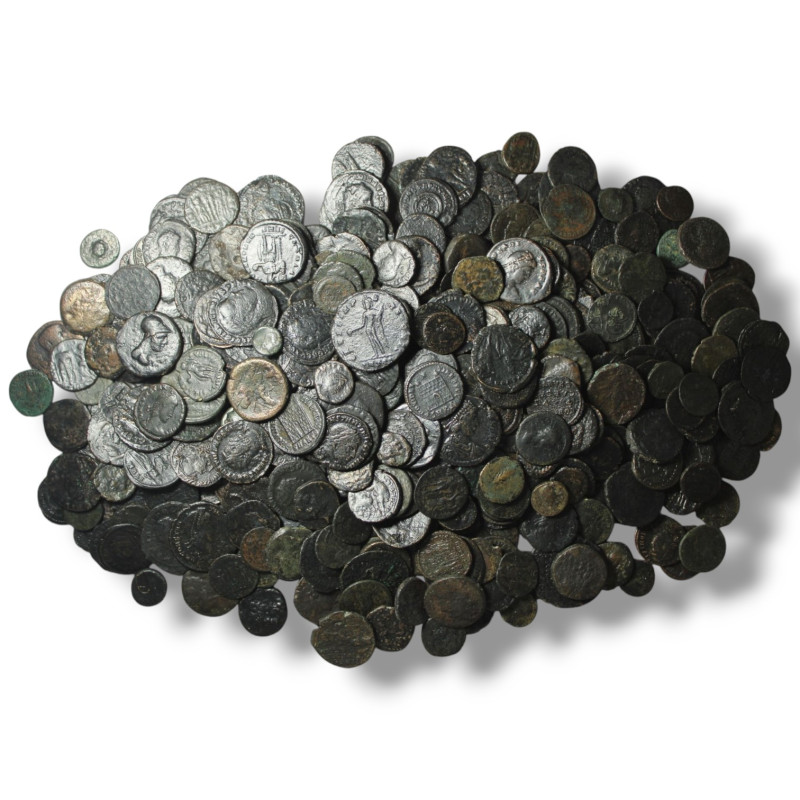 423 pieces mixed coins / SOLD AS SEEN, NO RETURN!

Repatinated