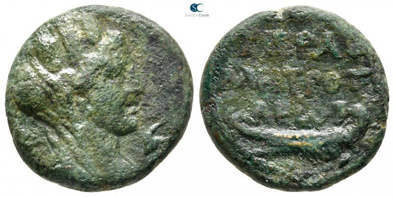 Phoenicia. Tyre. Pseudo-autonomous issue AD 115-116. 
Bronze Æ

20 mm., 6,49 ...