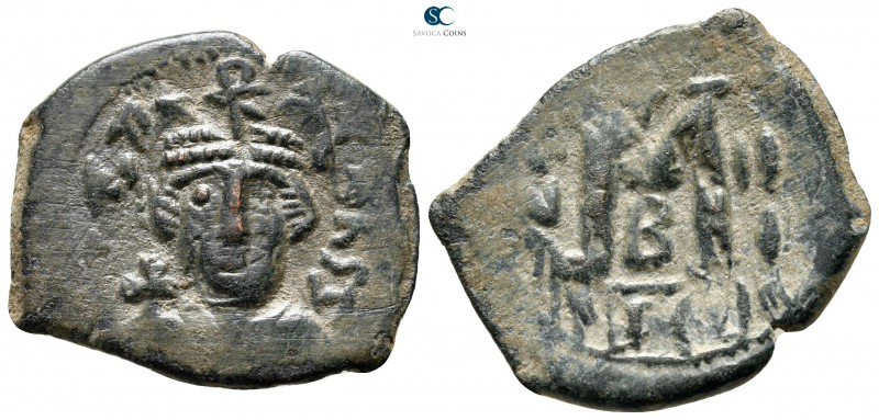 Constans II AD 641-668. Constantinople
Follis Æ

26 mm., 6,20 g.



very ...