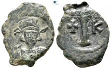 Constantine IV Pogonatus AD 668-685. Constantinople. Decanummium Æ