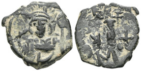 Byzantine Coins , Constantine IV ? Pogonatus. 668-685. AE Decanummium . Constantinople mint. SB1182.

 Weight: 4 gr Diameter:22,9 mm