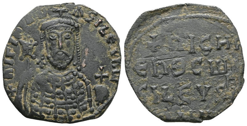 Byzantine
Nicephorus II Phocas AE Follis , Constantinople, 963-969
Obv: [nICIF...