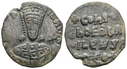 Byzantine CONSTANTINE VII PORPHYROGENITUS(913-959) and ROMANUS I LECAPENUS (920-944). Follis. Constantinople. +CONST' bASIL' ROm./ Facing bust of Cons...