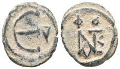 Byzantine Justin II, 565-578. Pentanummium , Cyzicus. Monogram of Justin II. Rev. Large E; to right, K. DOC 137. MIBE 53. SB 375. 

 Weight: 2,1 gr ...