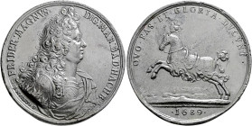 Baden-Durlach. Friedrich VII. Magnus 1677-1709. 
Bleimedaille 1689 von A. Meybusch, auf die führerlose Markgrafschaft. Brustbild im Harnisch mit Umha...