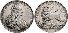 Baden-Durlach. Karl Wilhelm 1709-1738. 
Silbermedaille 1709 von P.H. Müller, auf seinen Regierungsantritt. Geharnischtes und drapiertes Brustbild mit...