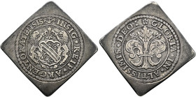 Straßburg, Stadt. . 
1/2 Taler-Klippe (Abschlag von den Stempeln des Vierteltalers) o.J. (1. Hälfte 17. Jh.). Zwei einander zugewandte Löwen halten g...