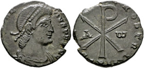 Kaiserzeit. Constantius II. 337-361. 
Centenionalis (Maiorina oder Follis) 353 -Treveri-. D N CONSTANTIVS P F AVG. Drapierte Panzerbüste mit Perldiad...