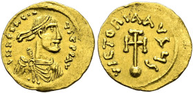Heraclius 610-641. 
Semissis 613/641 -Constantinopolis-. Kaiserbüste mit Diadem, Panzer und Paludamentum nach rechts / Krückenkreuz auf Kugel, darunt...