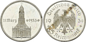 Drittes Reich. . 
5 Reichsmark 1934 F. Garnisonskirche mit Datum. J. 356.
feinst zaponiert, leichte Haarlinien, Polierte Platte