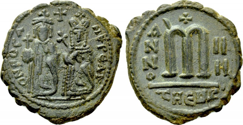 PHOCAS with LEONTIA (602-610). Follis. Theoupolis (Antioch). Dated RY 4 (605/6)....