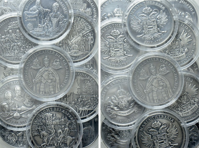 30 Silver Medals (200 gr. Fine). 

Obv: .
Rev: .

. 

Condition: See pict...
