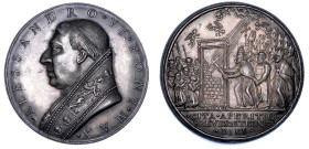 STATO PONTIFICIO. ALESSANDRO VI (Rodrigo de Borja di Jàtiva), 1492-1503. Medaglia di restituzione in argento. Apertura della Porta Santa.