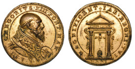 STATO PONTIFICIO GREGORIO XIII (Ugo Boncompagni), 1572-1585 Medaglia in bronzo dorato 1575/A. III. Anno Santo del 1575.