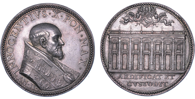 STATO PONTIFICIO. INNOCENZO X (Giovanni Battista Pamphilj), 1644-1655.

Medagl...