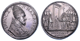 STATO PONTIFICIO. INNOCENZO X (Giovanni Battista Pamphilj ), 1644-1655. Medaglia in argento A. IVB (1650). Apertura della Porta Santa.