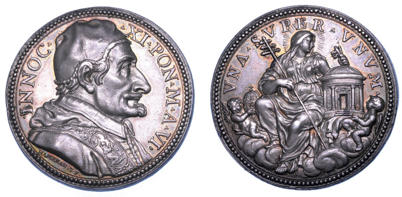 STATO PONTIFICIO. INNOCENZO XI (Benedetto Odescalchi di Como), 1676-1689.

Med...