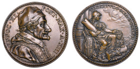 STATO PONTIFICIO. INNOCENZO XI (Benedetto Odescalchi di Como), 1676-1689. Medaglia annuale in bronzo A. XIII (1689). Invito alla perseveranza nella lo...