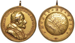 STATO PONTIFICIO. ALESSANDRO VIII (Pietro Ottoboni), 1689-1691. Medaglia in bronzo dorato 1689 (A. I). Elezione al pontificato.