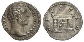 ROMAN COINS: ROMAN EMPIRE

Denario. 161-180 d.C. ANTONINO PÍO. Anv.: DIVVS ANTONINVS. Cabeza descubierta a derecha. Rev.: DIVO PIO. Altar. 2,96 grs....