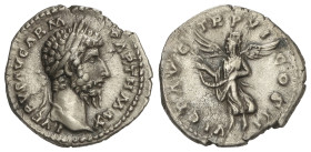 ROMAN COINS: ROMAN EMPIRE

Denario. 165-166 d.C. LUCIO VERO. Anv.: L. VERVS AVG. GERM. PARTH. MAX. Busto laureado a derecha. Rev.: VICT. AVG. TR. P....