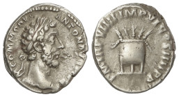 ROMAN COINS: ROMAN EMPIRE

Denario. 184 d.C. CÓMODO. Anv.: M. COMMODVS. ANTON. AVG. PIVS. Cabeza laureada a derecha. Rev.: P. M. TR. P. VIIII IMP. V...