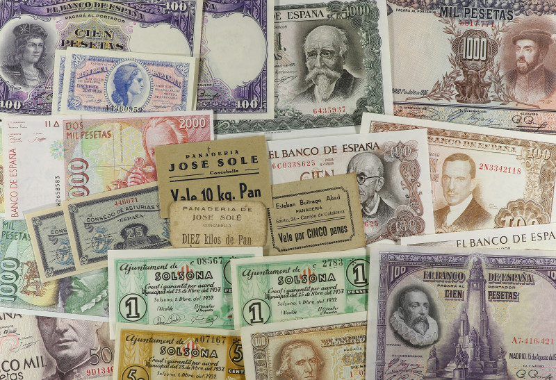 SPANISH BANK NOTES: LOTS AND COLLECTIONS

Lote Alrededor de 56 billetes. 1925 ...