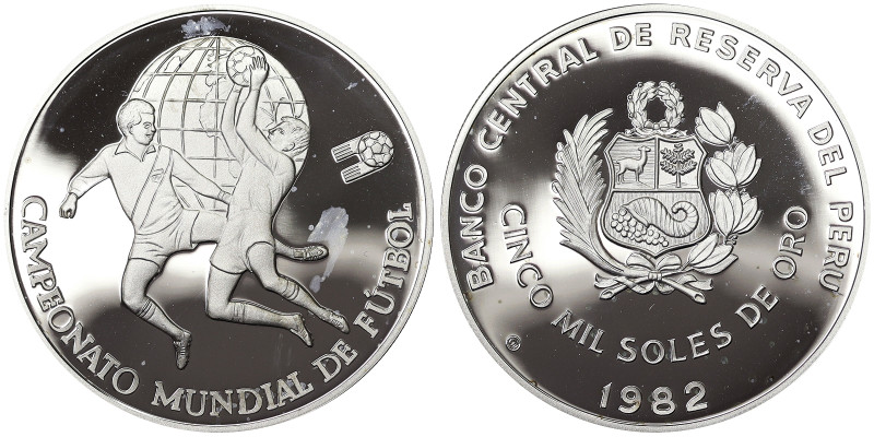 Peru, 5000 Soles De Oro, 1982, World Football Championship. Mintage: 8.300 pcs. ...