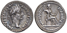 § Tiberio (14-37) Denario - D/ Testa laureata dell'Imperatore a dx. "TI CAESAR DIVI AUG F AUGUSTUS". R/ Livia seduta a dx. "PONTIF-MAXIM" C. 15 AG (g ...